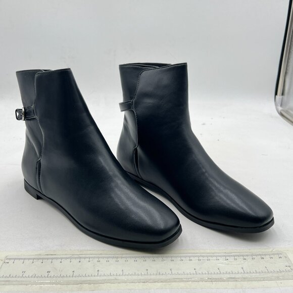 Elegant Black Ankle Boots - Picture 3 of 7